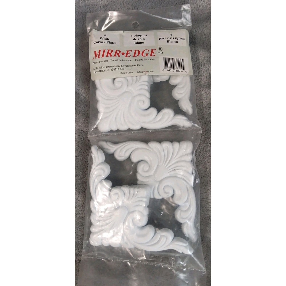Mirr-Edge Corner‎ Plates 3 3/4 Inch x 3 3/4 Inch x 1/4 Inch White Scroll Accent